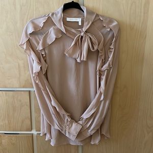 Vintage Pussybow Crepe Blouse Excellent Pre-PreUsed Condition.